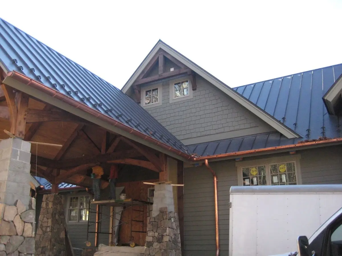 Craftsman Roofing team delivering quality roofing work in Lake Pine